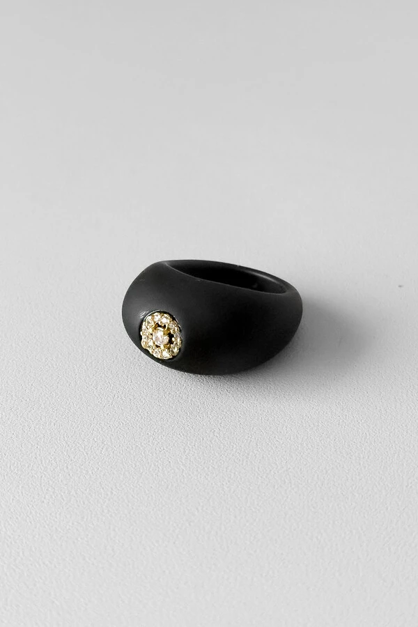 Anel Noir | Resina Preta | Zircônias em Ouro 18k