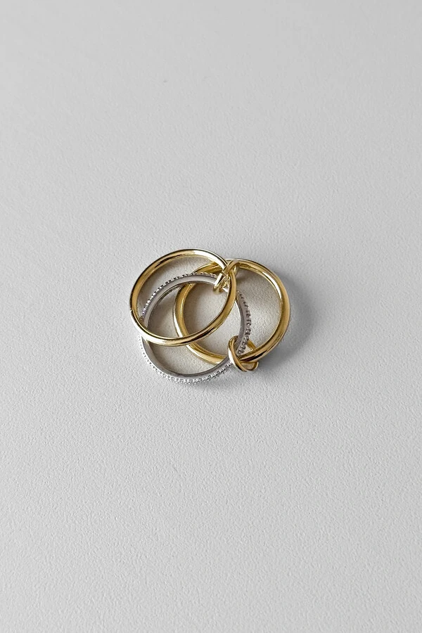 Anel Trio | Bicolor Ouro 18k e Ródio | Aros Interligados