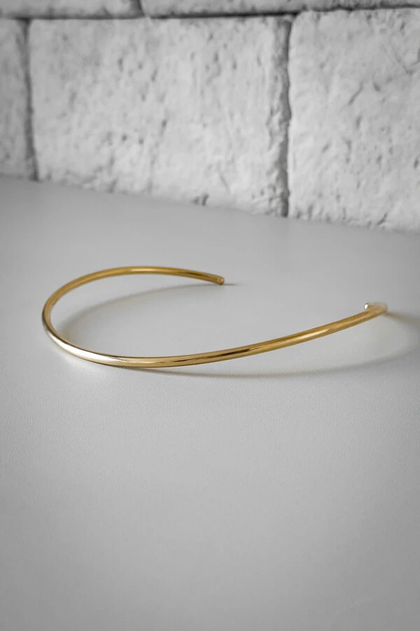 Choker Aberto Liso | Banho de Ouro 18k | Moderno