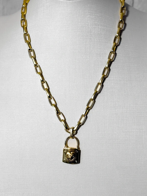 Colar Cadeado | Banho de Ouro 18k | Corrente Paper Clip