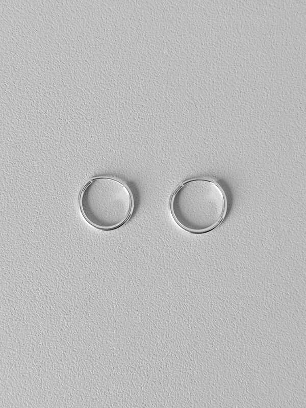 Brinco Argola Lisa 2mm 1cm | Prata 925 | Minimalista