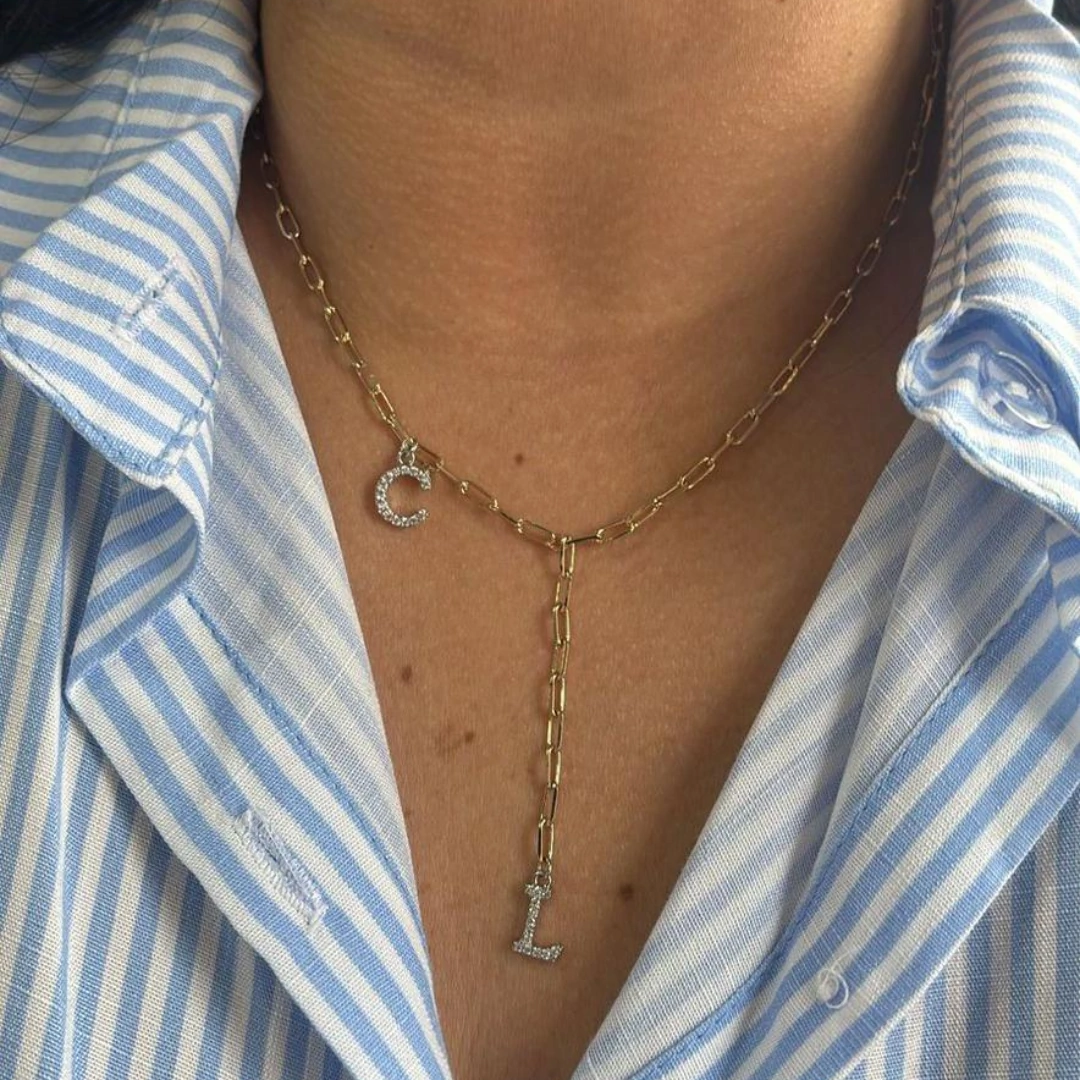 FotoColar de Elos com Pingentes de Letra Cravejado