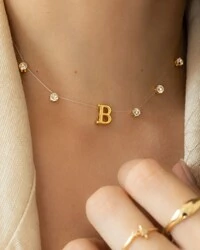 Colar Choker Inicial e Zircônia