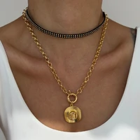 Colar Corrente com Fecho Boia e Pingente Chapéu