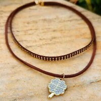 Choker Camurça Duplo Marrom Trevo