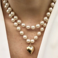 Choker Pérolas com Pingente Coração