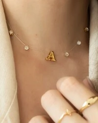 Colar Choker Inicial e Zircônia