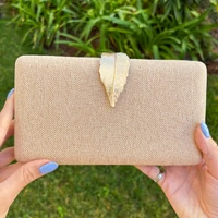 Bolsa Clutch Folha Dourada