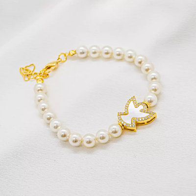 FotoPulseira de Pérolas com Pingente Espírito Santo