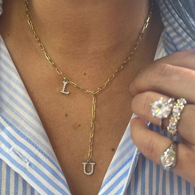 Foto Colar de Elos com Pingentes de Letra Cravejado