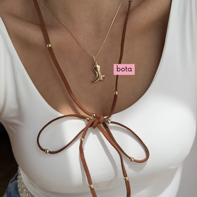 FotoColar com Pingente Bota