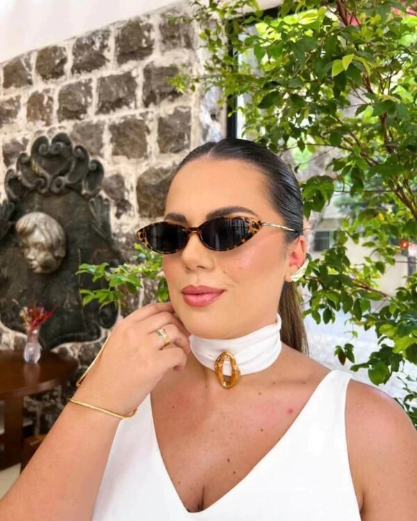 Choker Tecido Pingente Oval Dourado Martelado