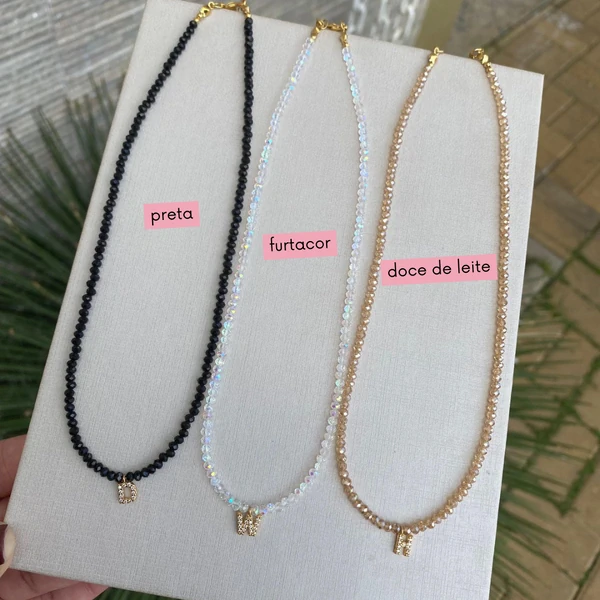 Colar Choker Cristal com Letra Cravejada