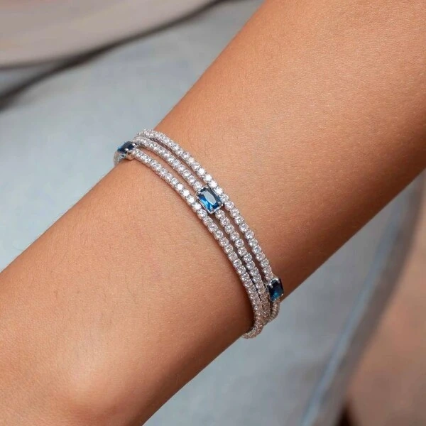 Bracelete Espiral com Microzircônias