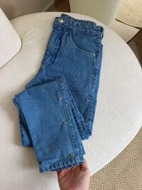 Calça Mom com Taxinhas 08.430