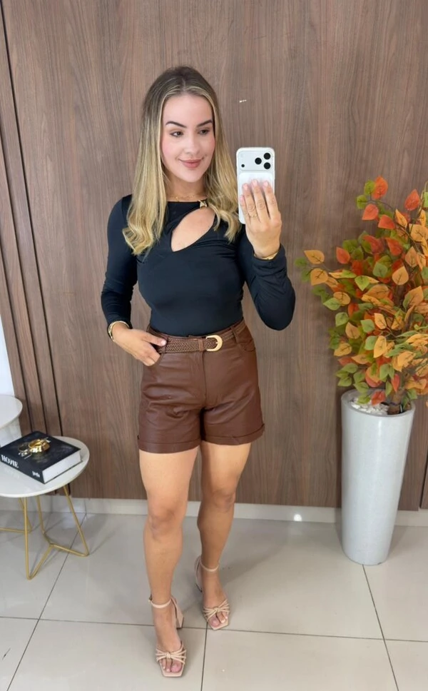 Shorts Resinado 000157