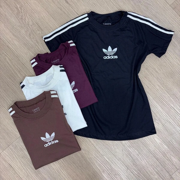 T-shirts Adidas 000399