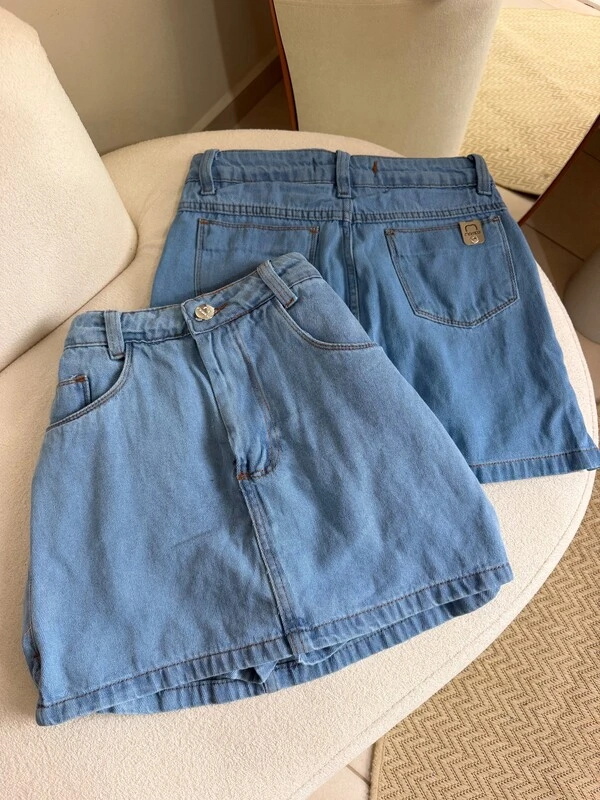 Shorts Saia Claro 00043