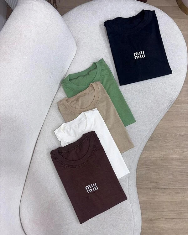 T-shirts Miu Miu 000399