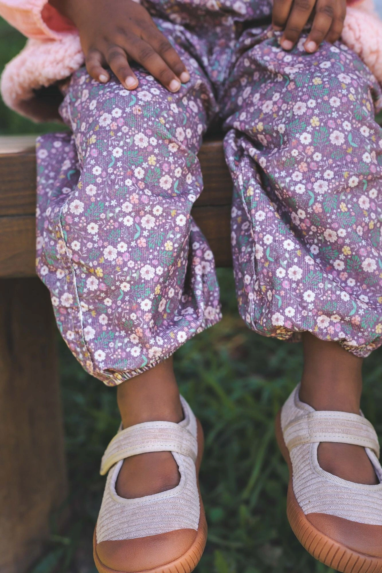 FotoCalça Veludinho Floral Dream Colorido com Vinho