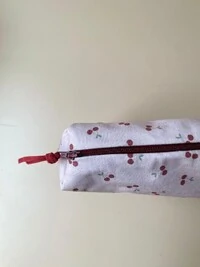 Necessaire Cereja Rosa Vinho