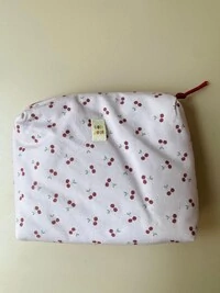 Necessaire Cereja Rosa Vinho
