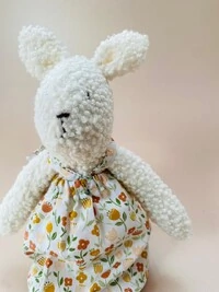 Ursa Fofinha Vestido Floral Branco