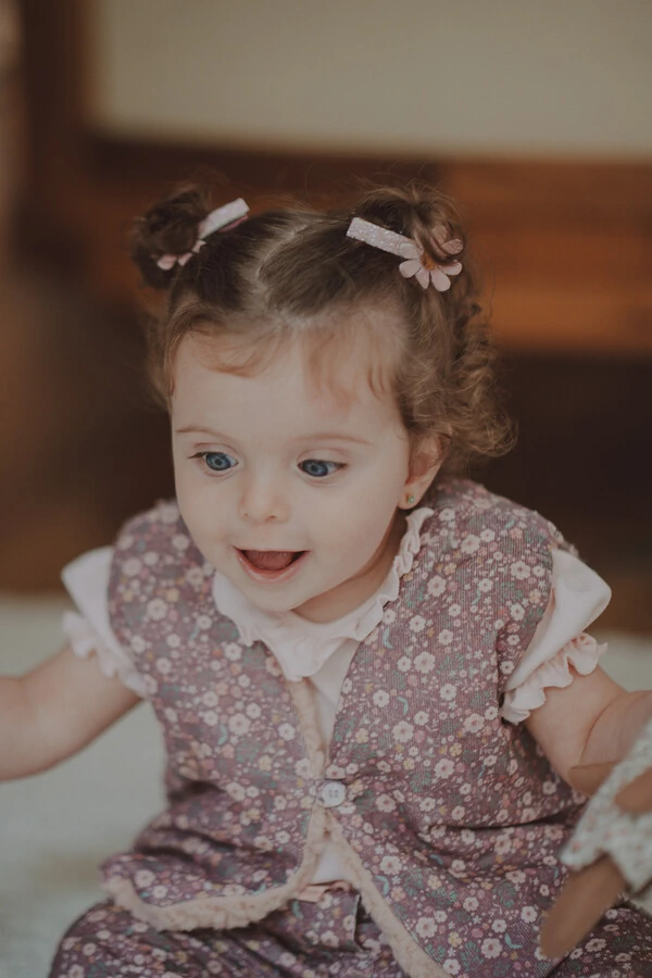 Colete Veludinho Floral Dream Colorido com Vinho