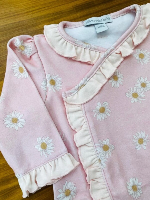 Macacão Babadinhos Daisy Algodão Egípcio Rosa