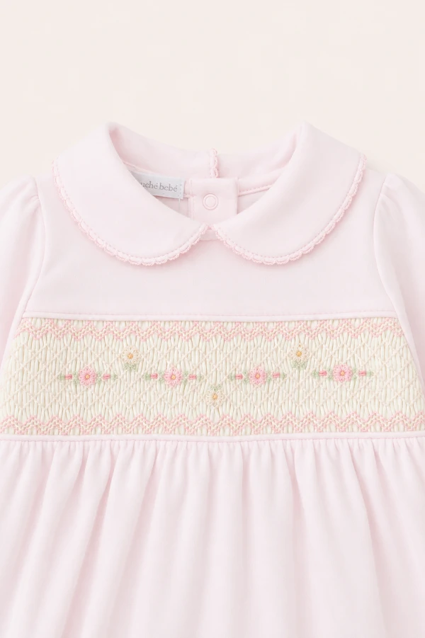 Macacão Smock Rococó Flor Pima com Pé Rosa