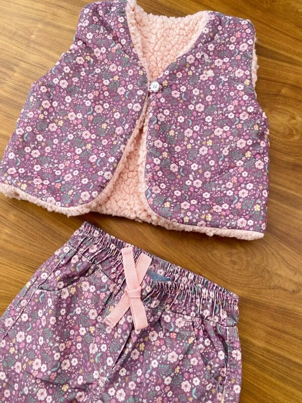 Colete Veludinho Floral Dream Colorido com Vinho