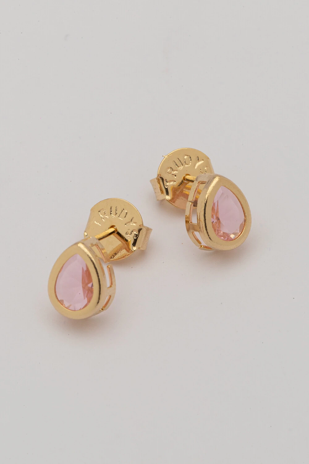 FotoBrinco Gota Cristal Rosa Banho Ouro 18K