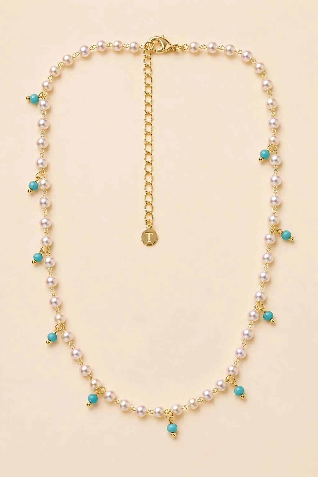 Foto Colar Dourado Choker Pérolas e Turquesa