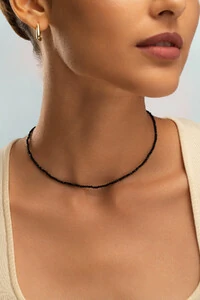 Colar Choker Fio Mini Cristal Preto Banho Ouro 18K