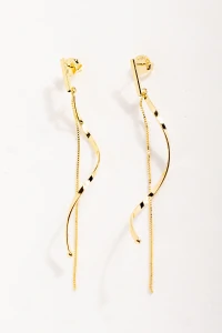 Brinco Palito Curva Corrente Banho Ouro 18K