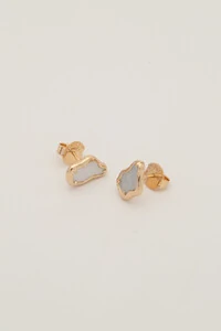 Brinco Dourado Orgânico Perolado