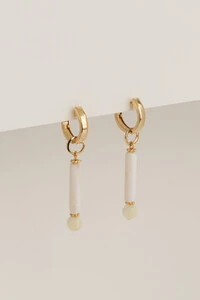 Brinco Argola Palito Madre Banho Ouro 18K