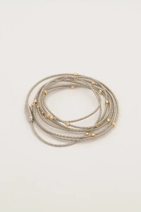 Pulseira Prateada Corda de Violão Bolinhas Douradas