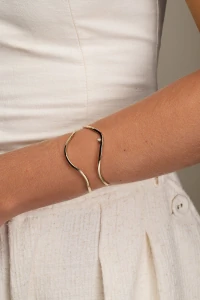 Pulseira Dourada Alva Ondas Ponto De Luz