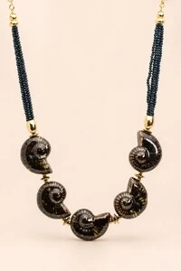 Colar Caracol Cerâmica Blue Banho Ouro 18K