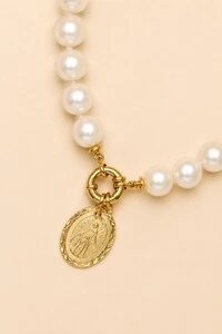 Colar Pérola Shell Anjo da Guarda Banho Ouro 18K