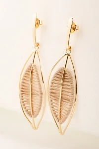 Brinco Folha Nude Dourado