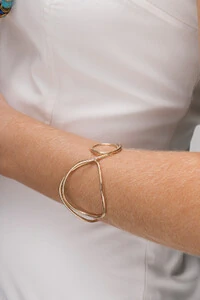 Pulseira Bracelete Dourada Fio Orgânico