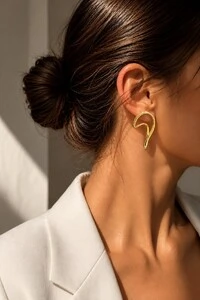 Brinco Curvas Dourado