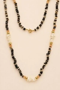 Colar Cascalho Madre Banho Ouro 18K