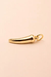 Pingente Pimenta P Banho Ouro 18K