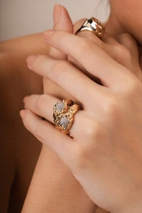 Anel Dourado Lava Zircônia Cristal