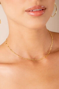Colar Curto Plaquinhas Banho Ouro 18K