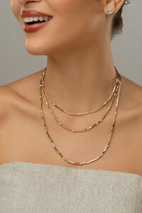 Colar Triplo Canutilhos Dourado