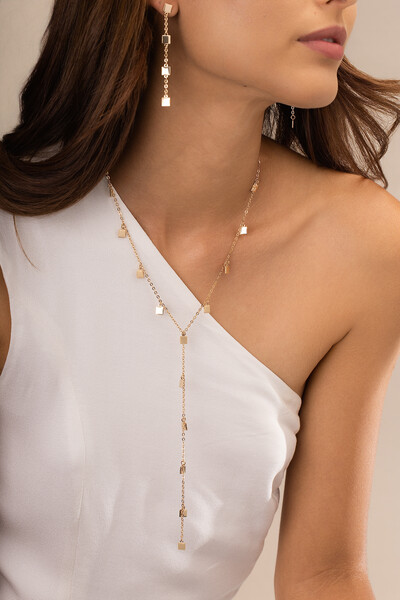 Foto Colar Dourado Gravata Cubos